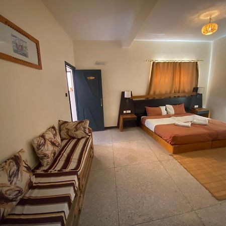 Adventurekeys Surf Yoga Cowork Bed & Breakfast ทากาเซาท์ ภายนอก รูปภาพ