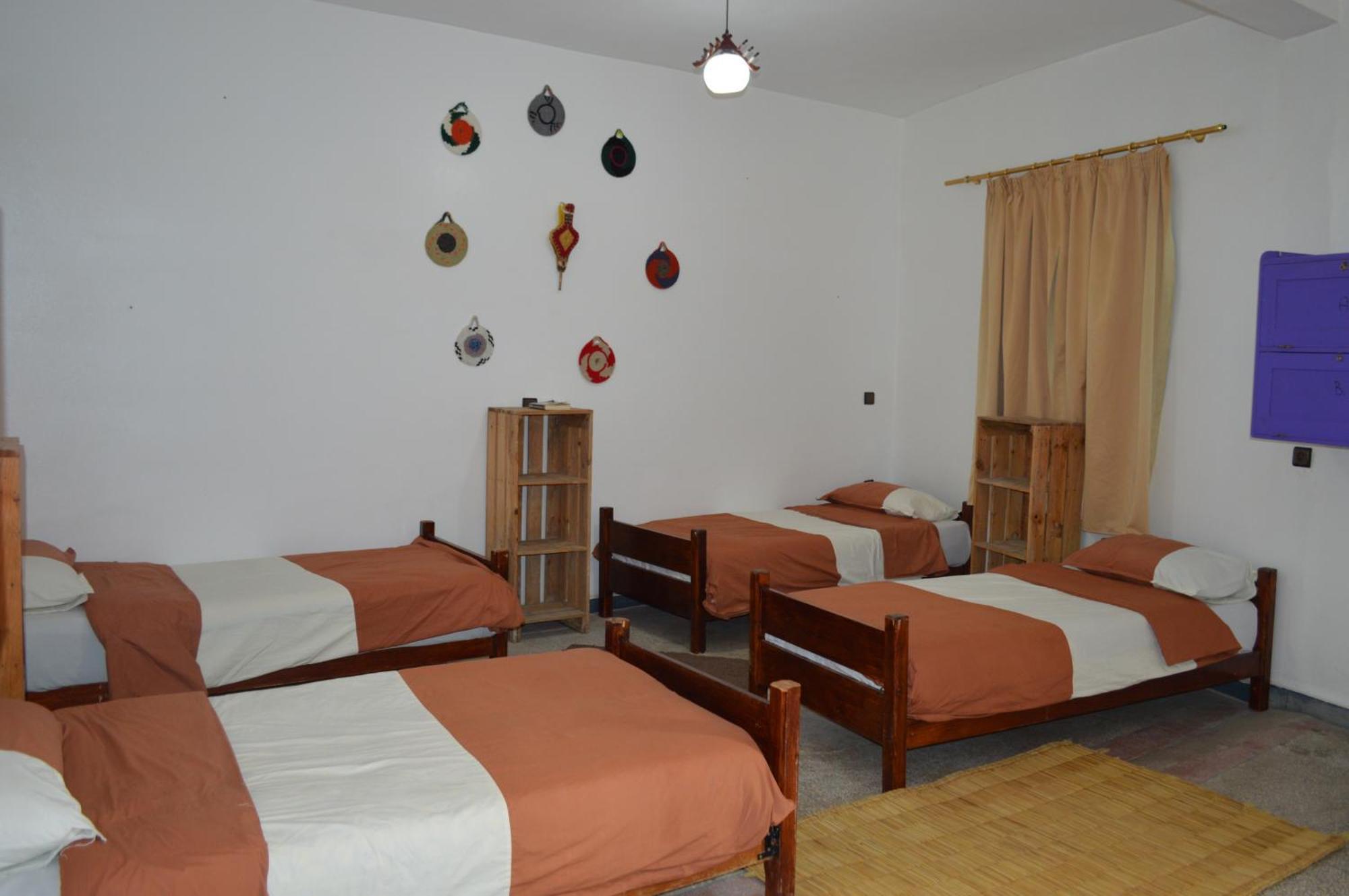 Adventurekeys Surf Yoga Cowork Bed & Breakfast ทากาเซาท์ ภายนอก รูปภาพ