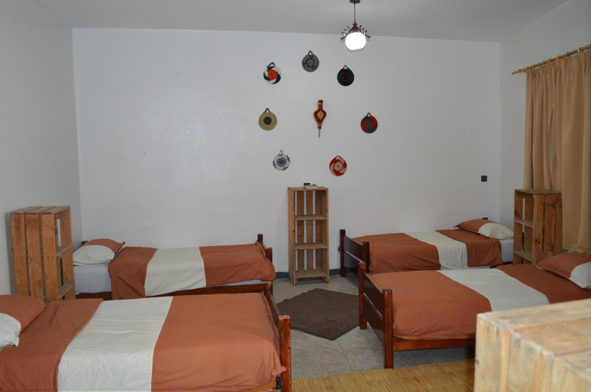 Adventurekeys Surf Yoga Cowork Bed & Breakfast ทากาเซาท์ ภายนอก รูปภาพ