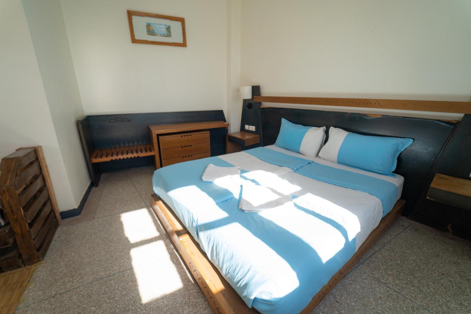 Adventurekeys Surf Yoga Cowork Bed & Breakfast ทากาเซาท์ ภายนอก รูปภาพ