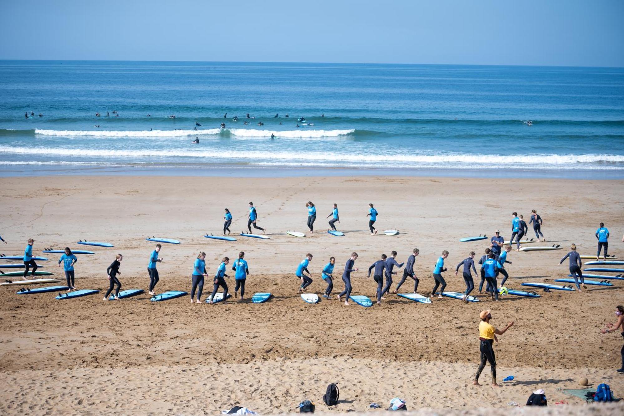 Adventurekeys Surf Yoga Cowork Bed & Breakfast ทากาเซาท์ ภายนอก รูปภาพ