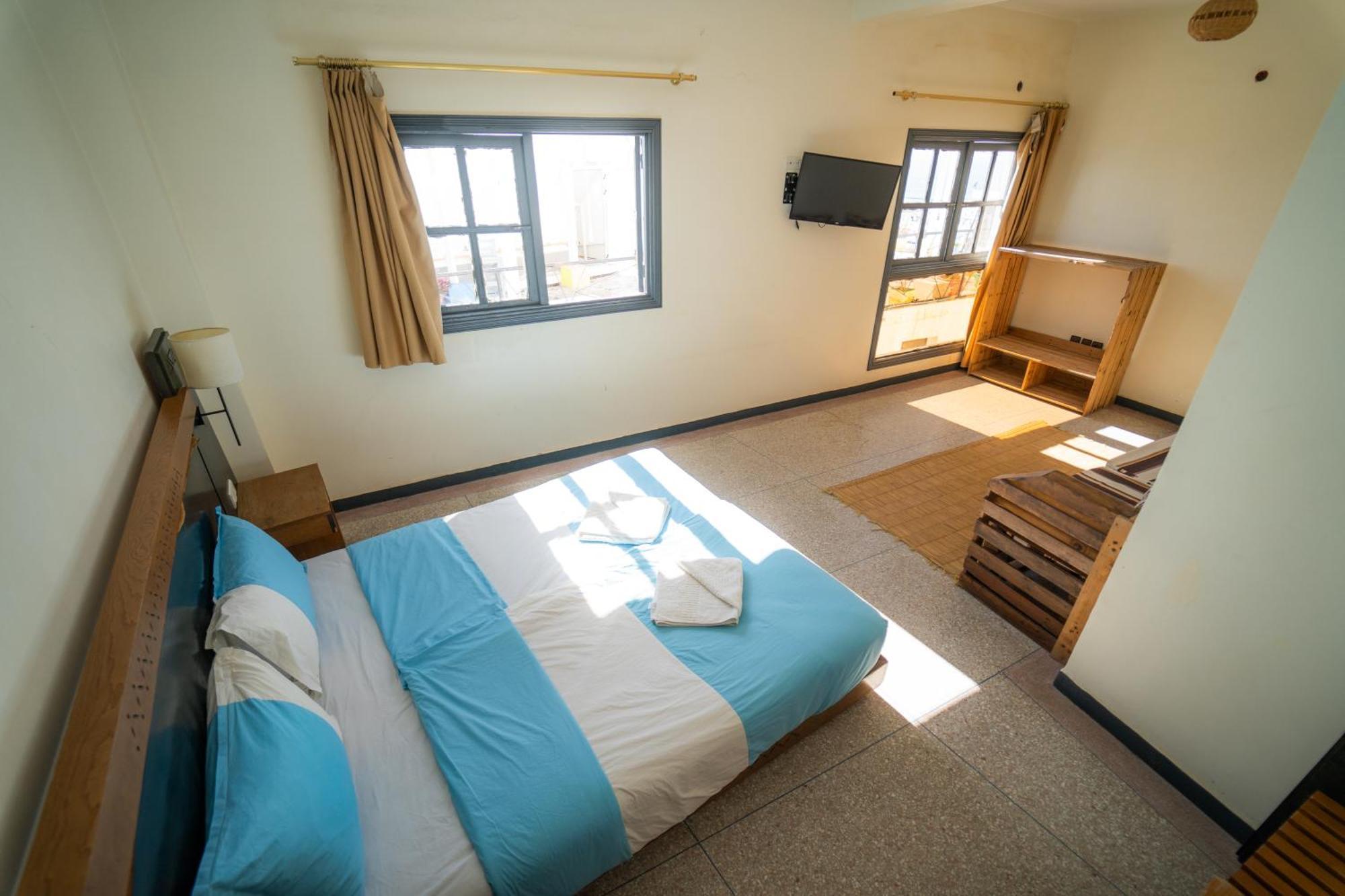 Adventurekeys Surf Yoga Cowork Bed & Breakfast ทากาเซาท์ ภายนอก รูปภาพ