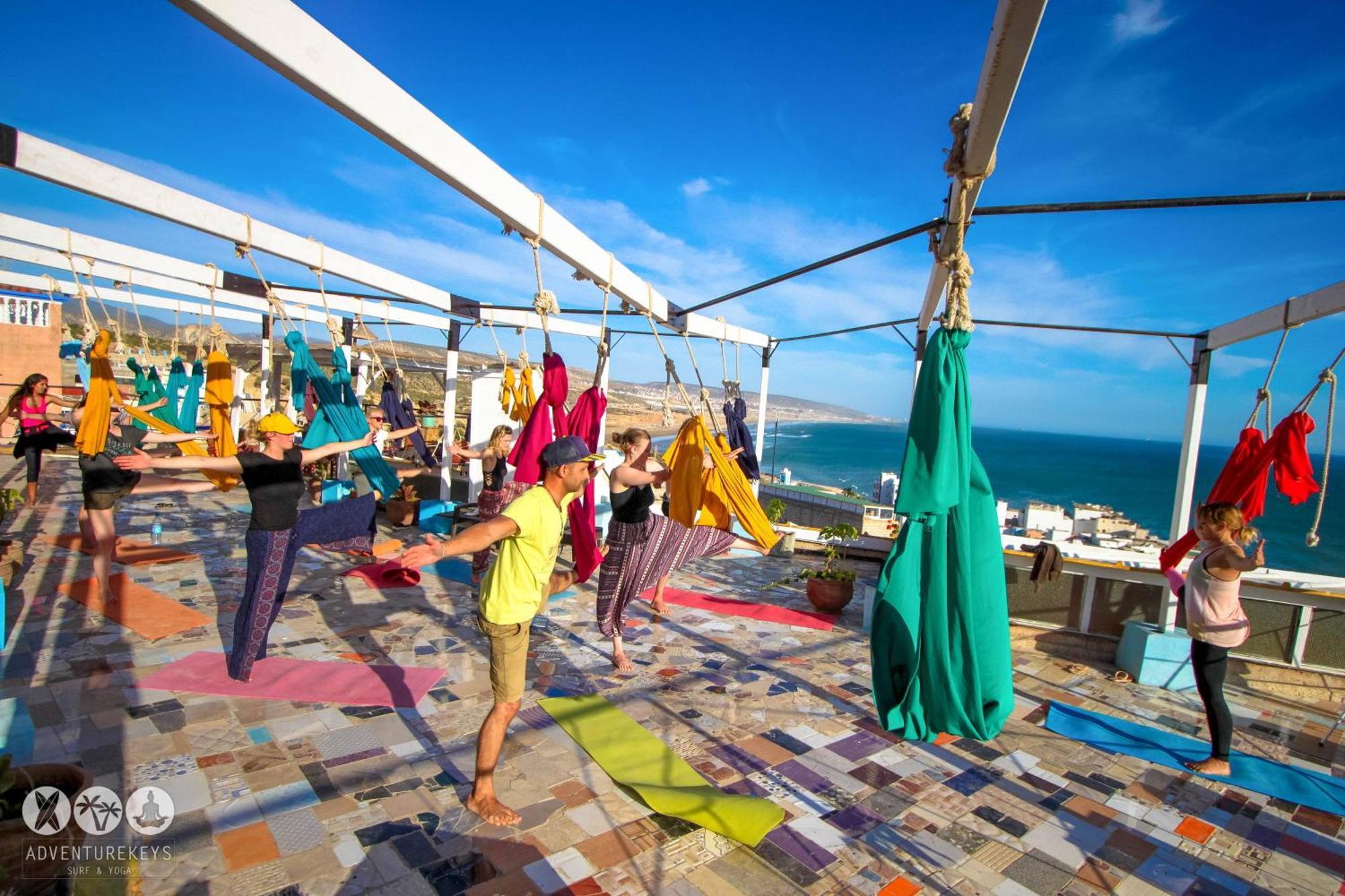 Adventurekeys Surf Yoga Cowork Bed & Breakfast ทากาเซาท์ ภายนอก รูปภาพ